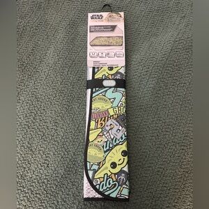 Disney Grogu Auto Sunshade - Green and Black